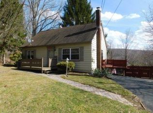 1536 Hill St, Ridgway, PA 15853
