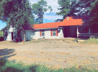 495 Wards Chapel Rd, Gleason, TN 38229