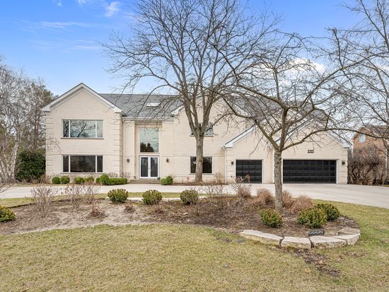 2333 Tennyson Ln, Highland Park, IL 60035