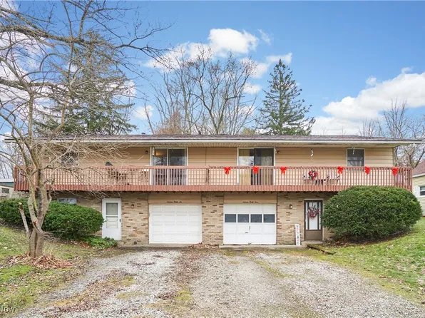 1644 & 1646 Faye Rd, Akron, OH 44306