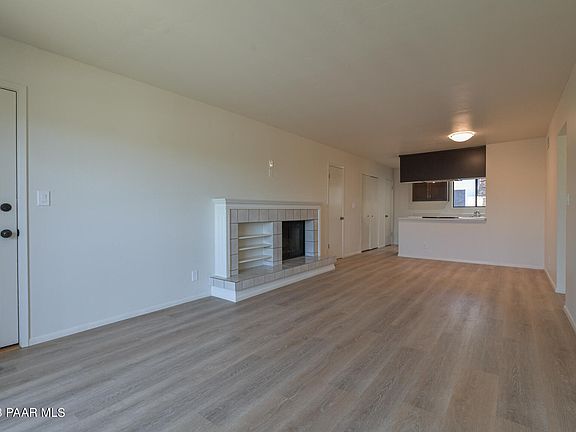 4th image of 721 S Granite St APT C