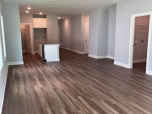 2nd image of 304 Glendale Arbor Drive SW #120
