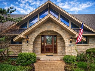 38W710 Bonnie Ct, Saint Charles, IL 60175
