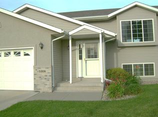 5308 S Baneberry Ave, Sioux Falls, SD 57106