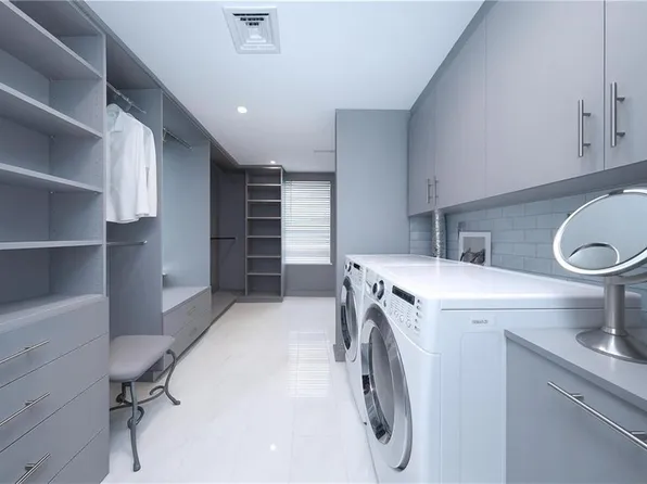 365 Liberty Avenue image 11 of 26