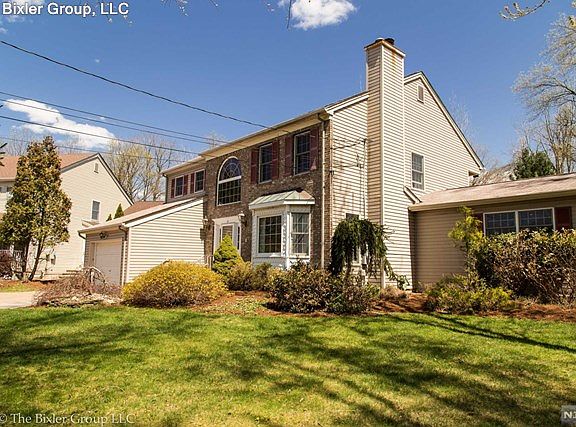 2nd image of 34 Green Ave