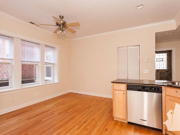 2nd image of 3245 N Clifton Ave #6