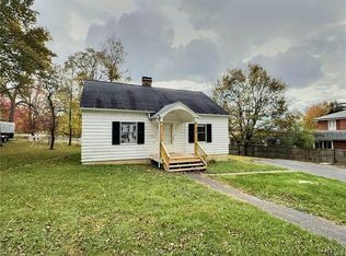 30 Wells St, Aurora, NY 13026