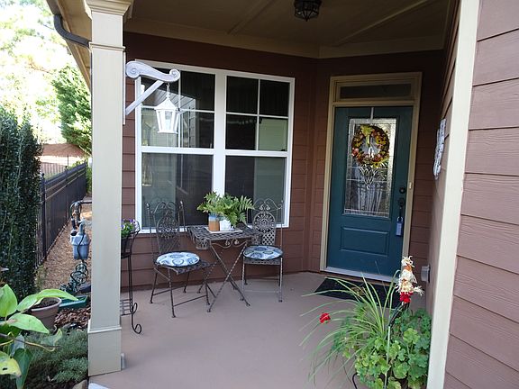 2nd image of 3133 Willow Creek Dr SW