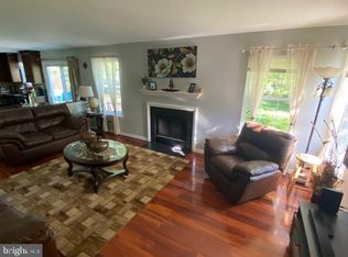 1005 Bayberry Ln, Collegeville, PA