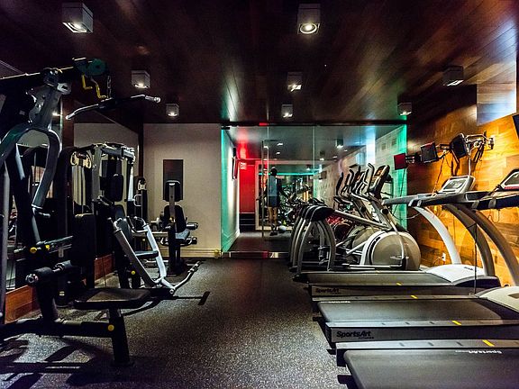 015_1635_putnam_avenue_gym-2