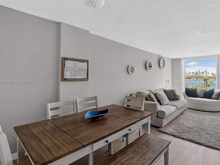 800 West Ave #533 — Photo 11