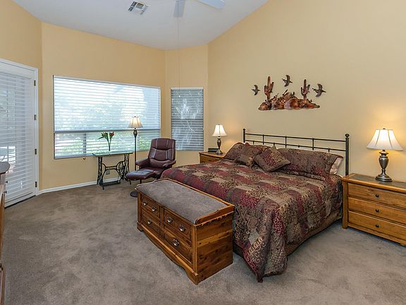 5th image of 186 W Milbrae Springs Dr