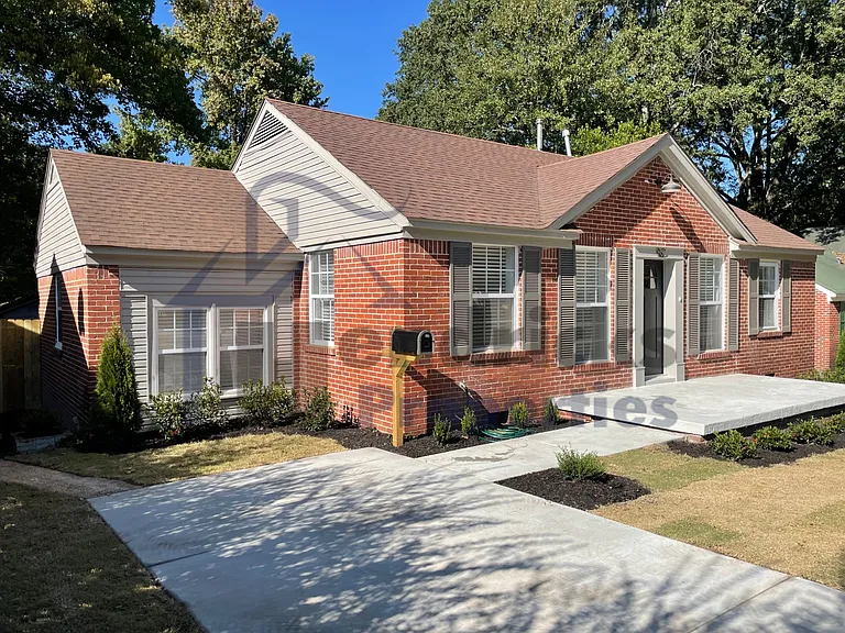 967 Little John Rd — Photo 3