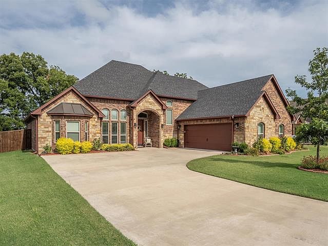 1st image of 2423 Remuda Dr