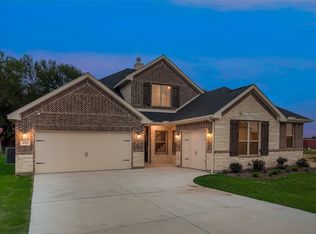 408 Guadeloupe Ln, Springtown, TX 76082