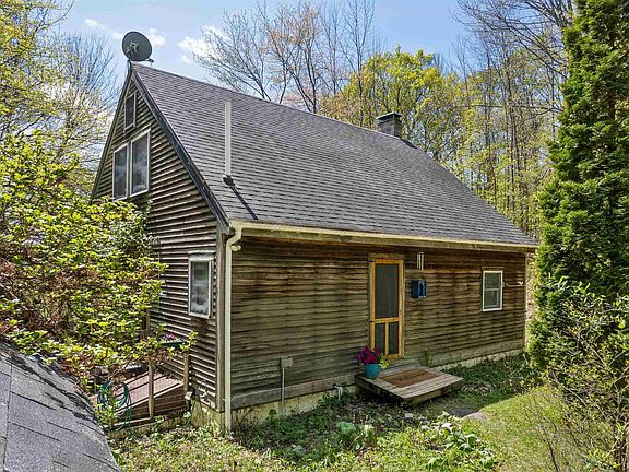 2nd image of 2150 Parker Road
