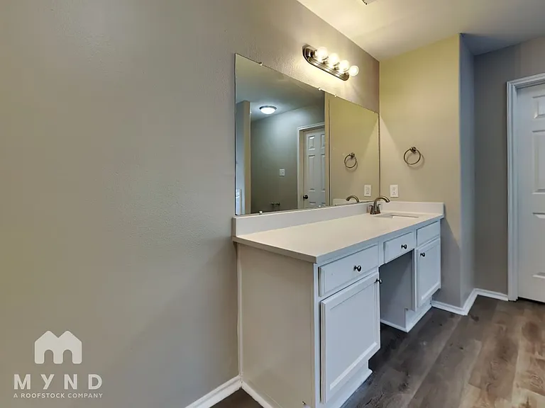 5114 Bright Oak Ct — Photo 15