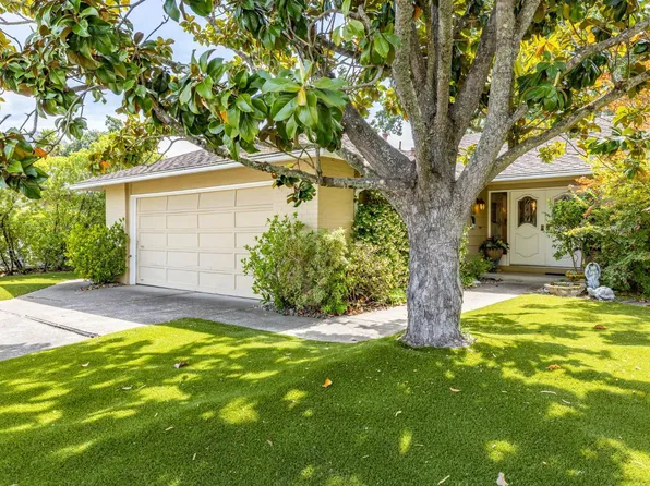 7569 Oak Leaf Drive, Santa Rosa, CA 95409