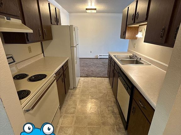 2nd image of 1506 10th Ave NE #21