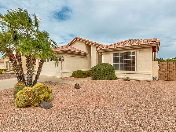 3rd image of 26613 S Saddletree Dr