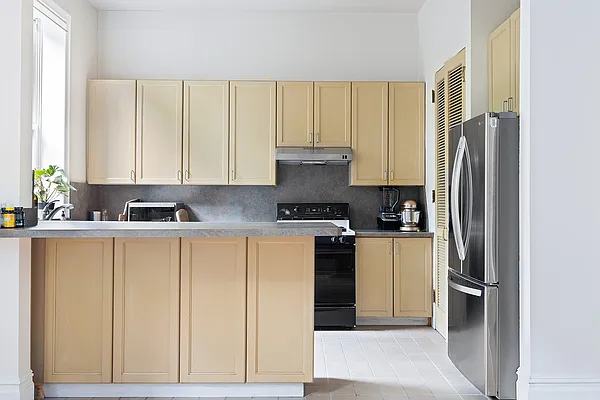 Rented by Corcoran | media 14