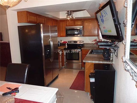 3rd image of 5409 Centurion Ct