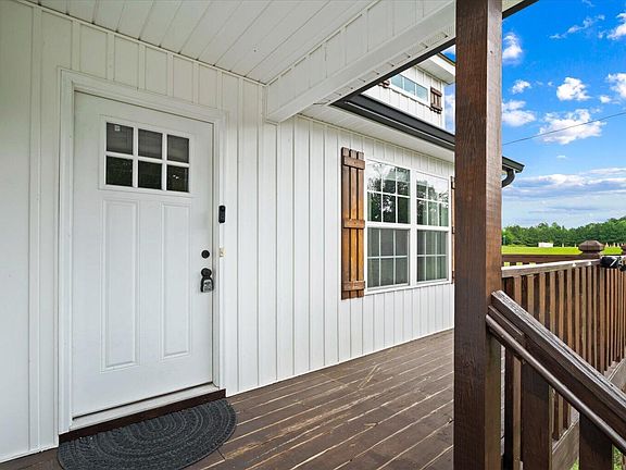 3rd image of 229 Wagner Dr