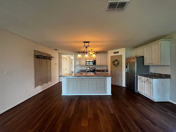 5th image of 227 Brooklet Circle St