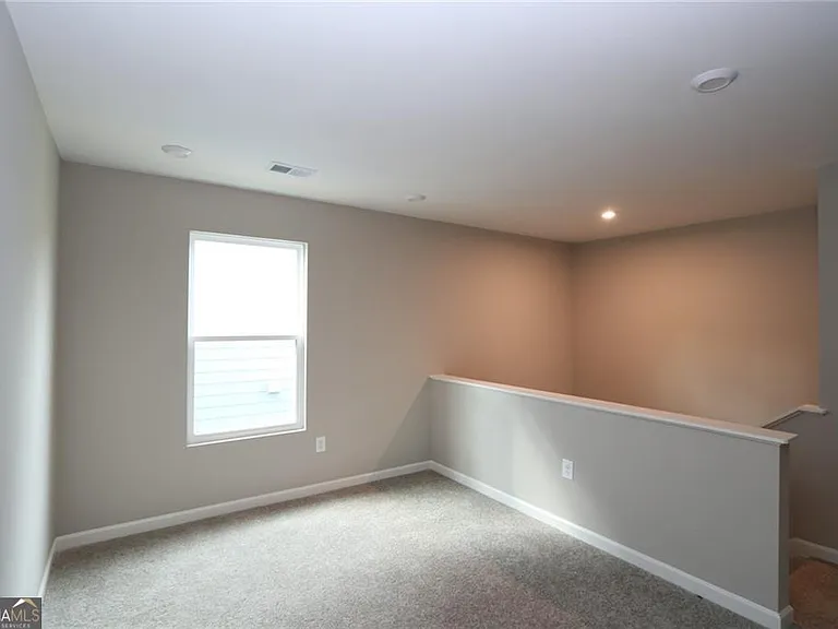 334 Traminer Way — Photo 13