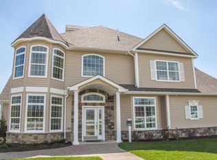 25 Abby Rd, Tinton Falls, NJ 07727