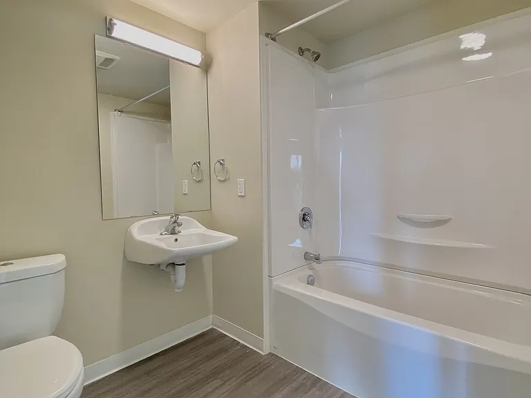 Cubix at Othello Apartments — Photo 78