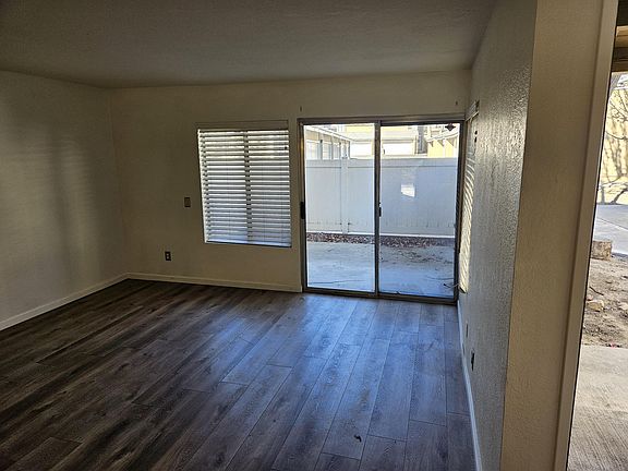2nd image of 2321 S Magnolia Ave #8E
