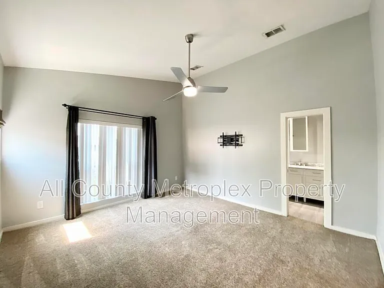 4213 Dickason Ave #18 — Photo 9