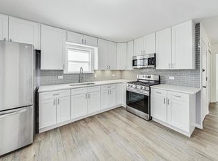 4032 Wesley Ter APT 1, Schiller Park, IL 60176