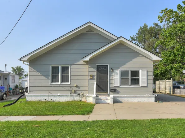 215 W Saint Clair St, Missouri Valley, IA 51555