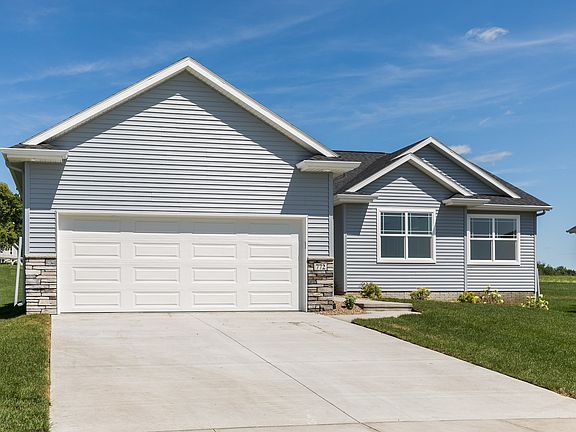 3rd image of 772 Archer Dr