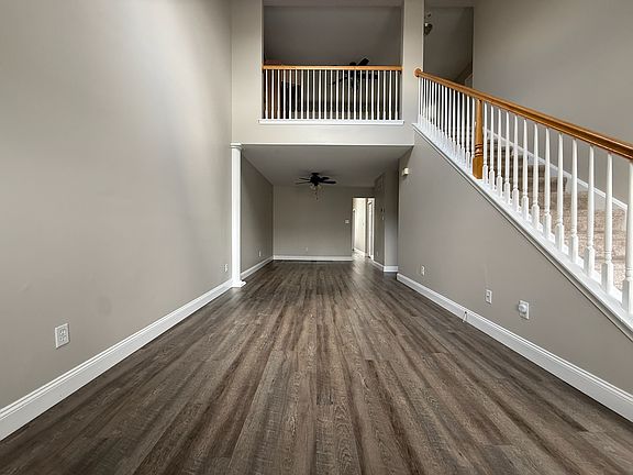 4th image of 5636 Stonecroft Ln