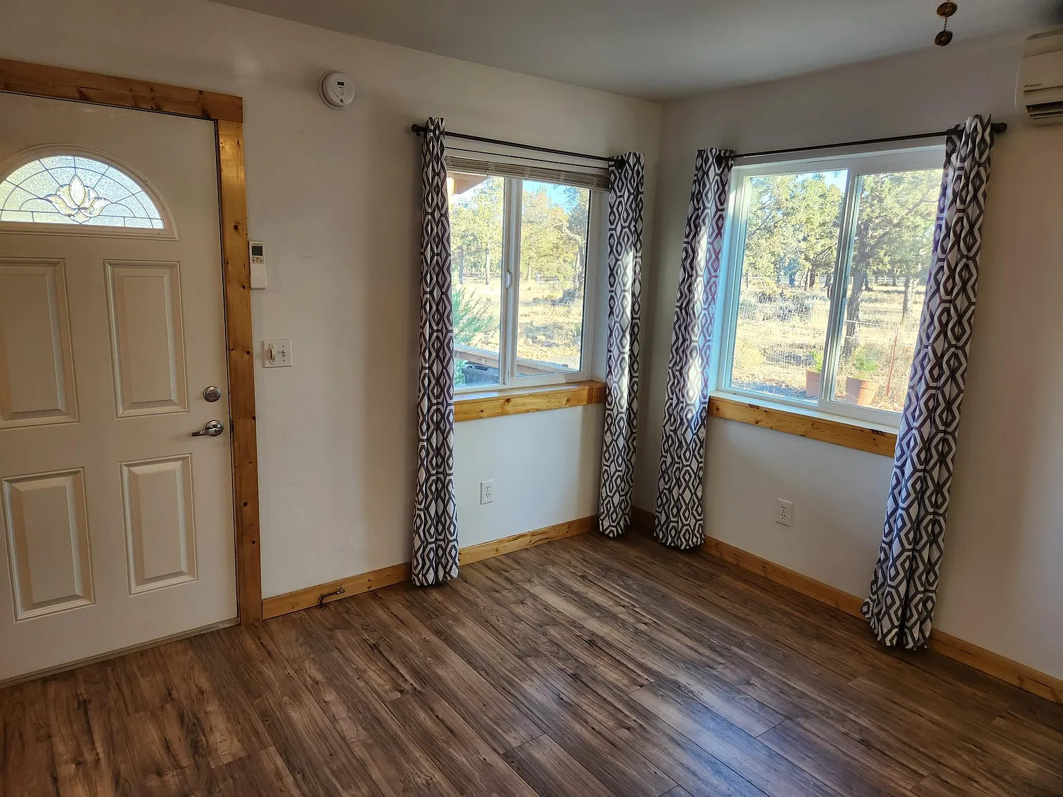 NE 41st St, Redmond — Photo 4