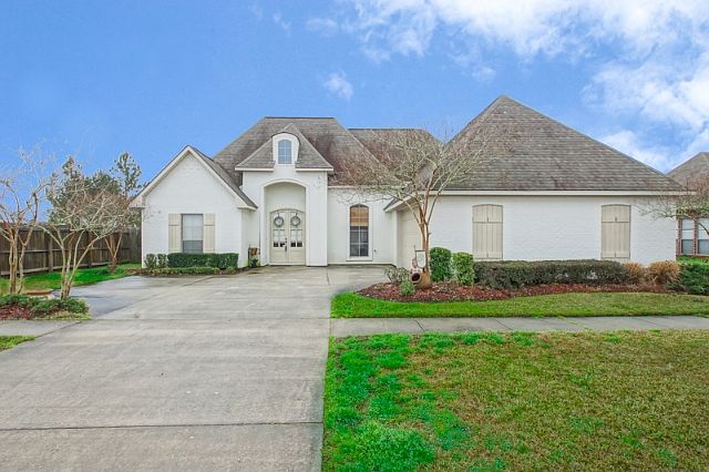 1st image of 12666 Lake Terrace Dr