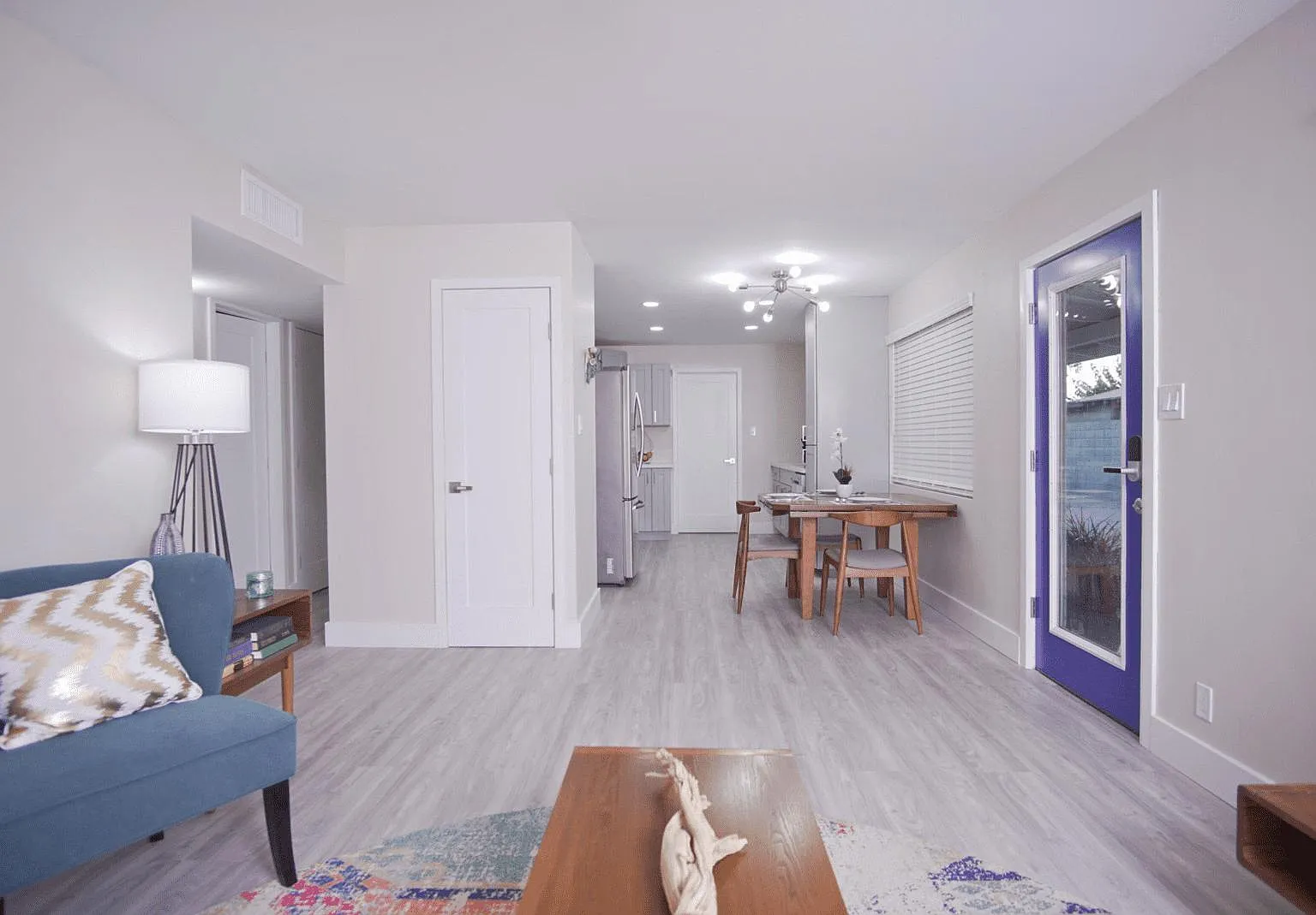 2543 E Brill St - Room1 — Photo 4