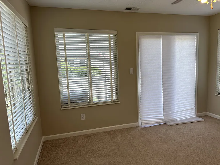 7686 Briarstone Ln — Photo 30