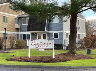 6 Rose Ln #4-27, Danbury, CT 06811