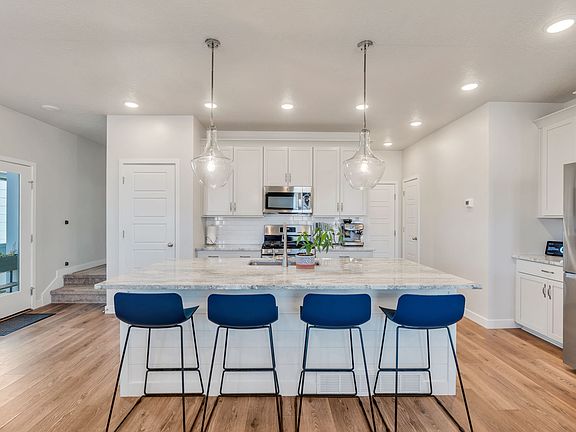 3rd image of 11483 S Prosperity Rd