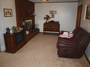 4th image of 2905 NW Liberty Ave