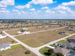 3927 NW 38th Ter, Cape Coral, FL 33993