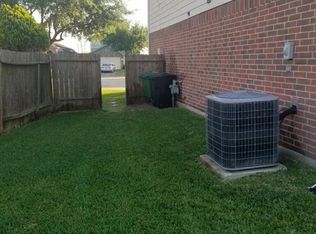 7411 Willowcraft Dr, Missouri City, TX 77489