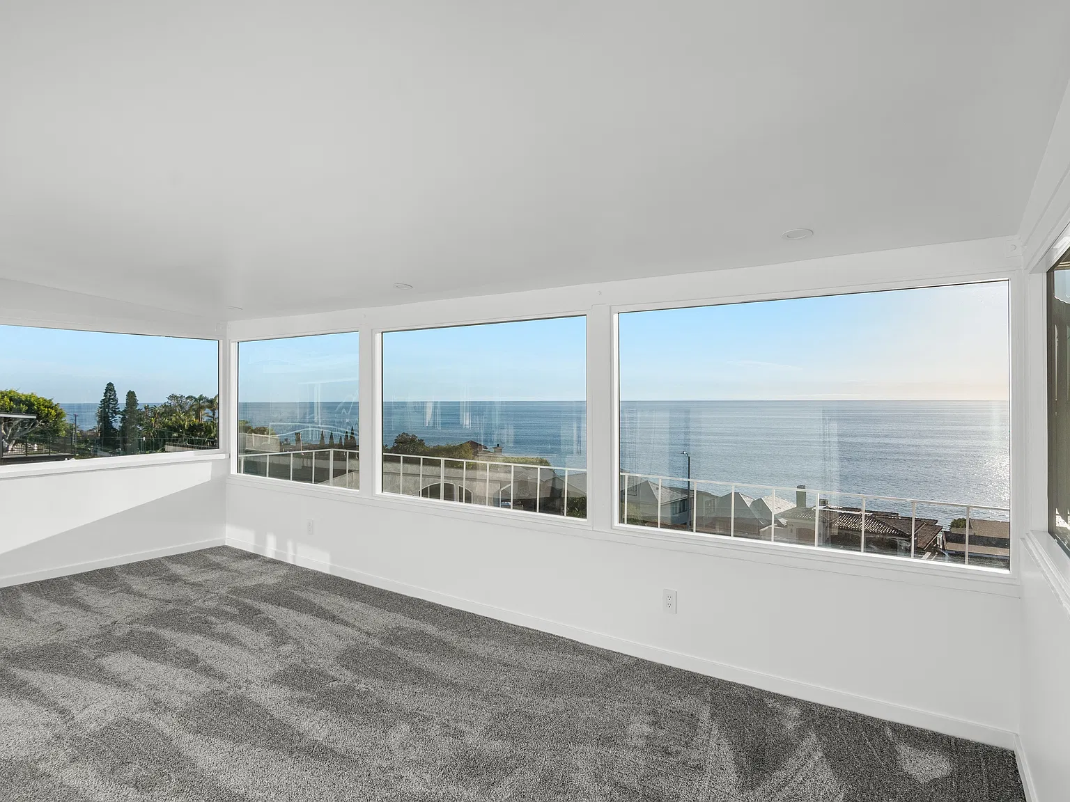Coast Hwy, Laguna Beach — Photo 4