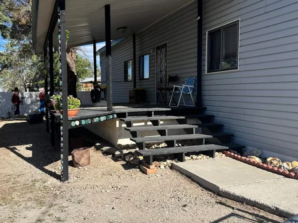 214 W Florence Ave, Tonopah, NV 89049