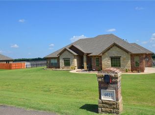 4621 Hillside Ln, Edmond, OK 73025